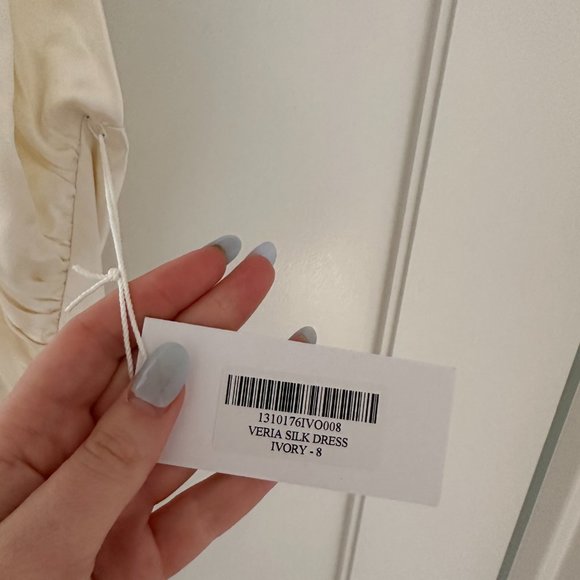 Reformation Veria Silk Maxi Dress Size 4 Ivory Wrap Halter Neckline Open Back - Picture 7 of 8